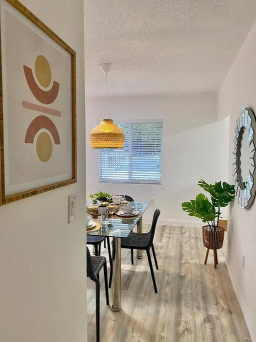 Beautiful & Relax Family House 2/1- Free Parking Villa Miami Exteriör bild