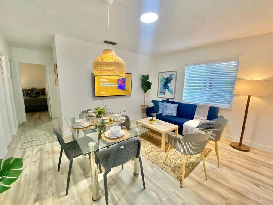 Beautiful & Relax Family House 2/1- Free Parking Villa Miami Exteriör bild